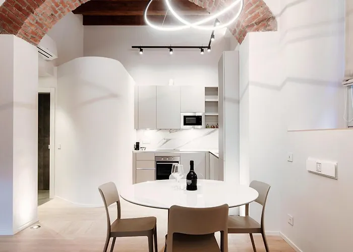 Palazzo Diaz - Mmm By 