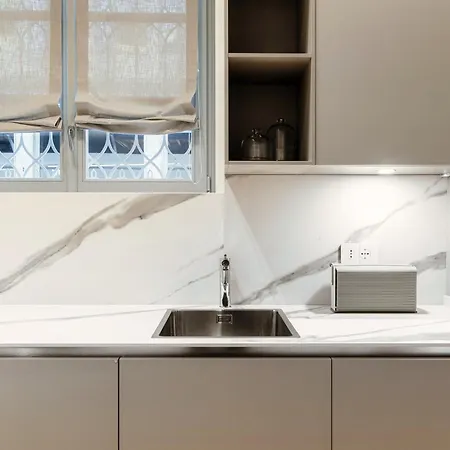 Mmm Palazzo Diaz - The House Of Travelers Apartment Como