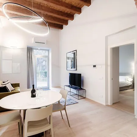 Mmm Palazzo Diaz - The House Of Travelers Apartment